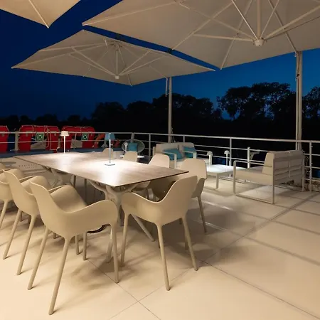 Marina Azzurra 4* Ліньяно-Сабб'ядоро
